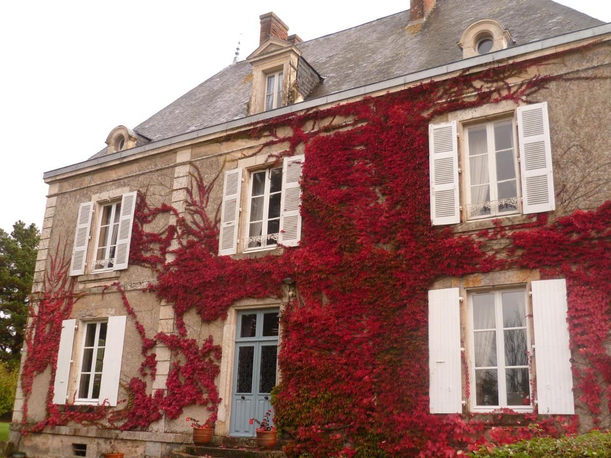 Bed and Breakfast Le Logis Les Pineaux Zewnętrze zdjęcie